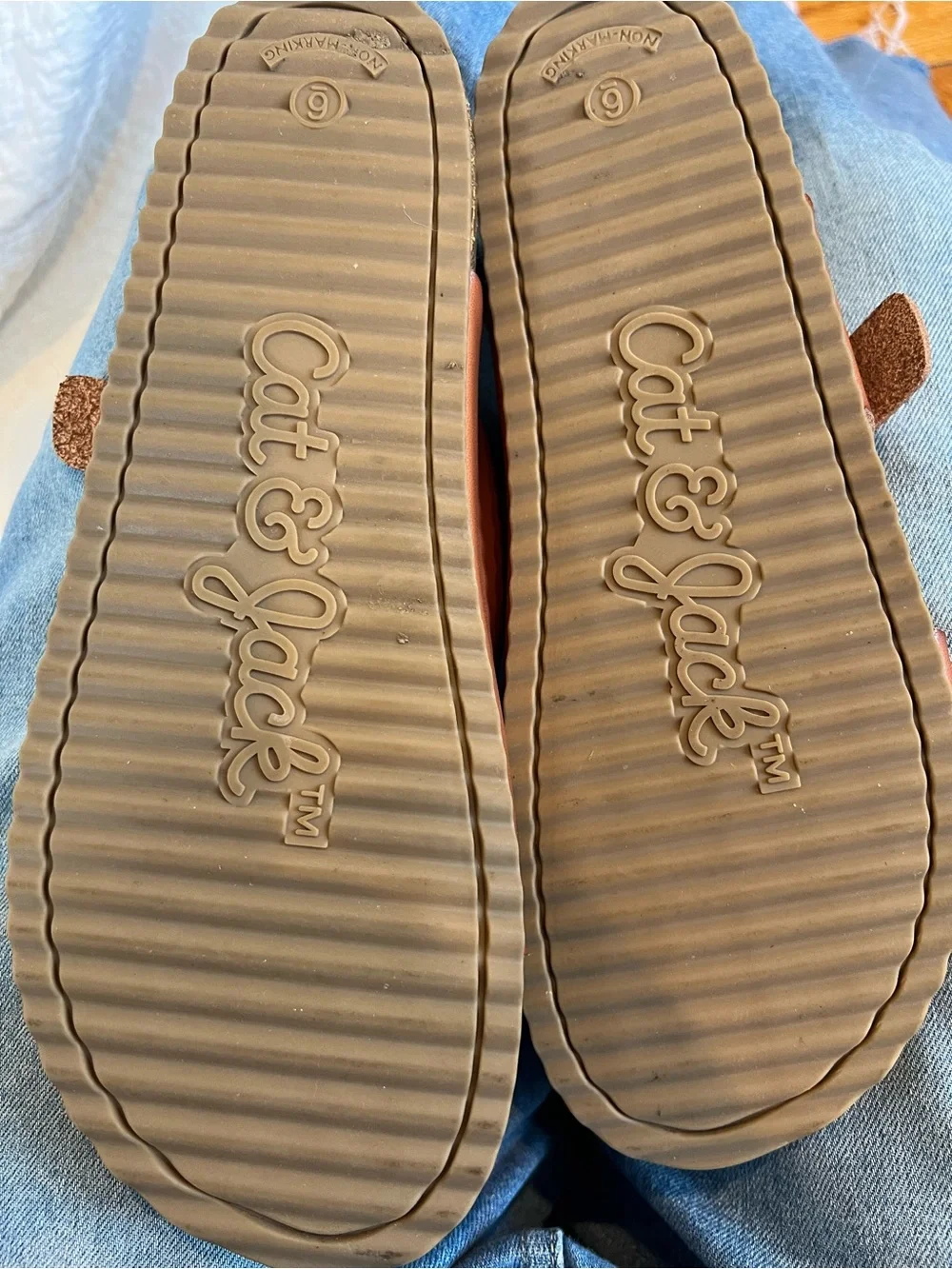💙 NWOT Cat & Jack Drew Slip-On Footbed Sandals Girls Size 6 = Women’s 8